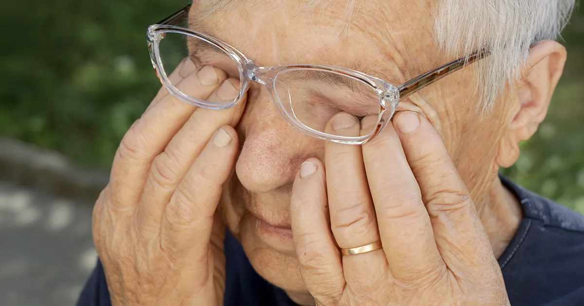 Itchy eyes causes relief