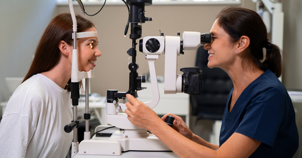 Eye examination test by an eye doctor