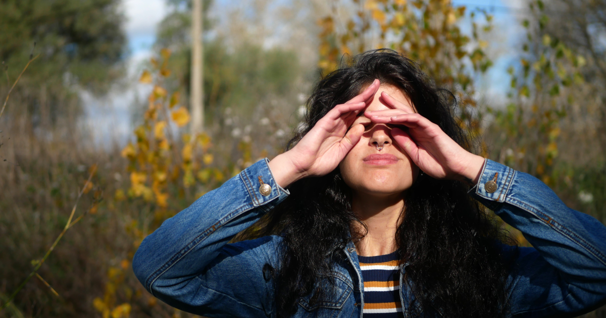 solar retinopathy symptoms